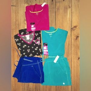 NWT *ScrubStar Size Medium 5 pc Bundle* Ultra Soft Ethical Fabric 3 Top 2 Pants